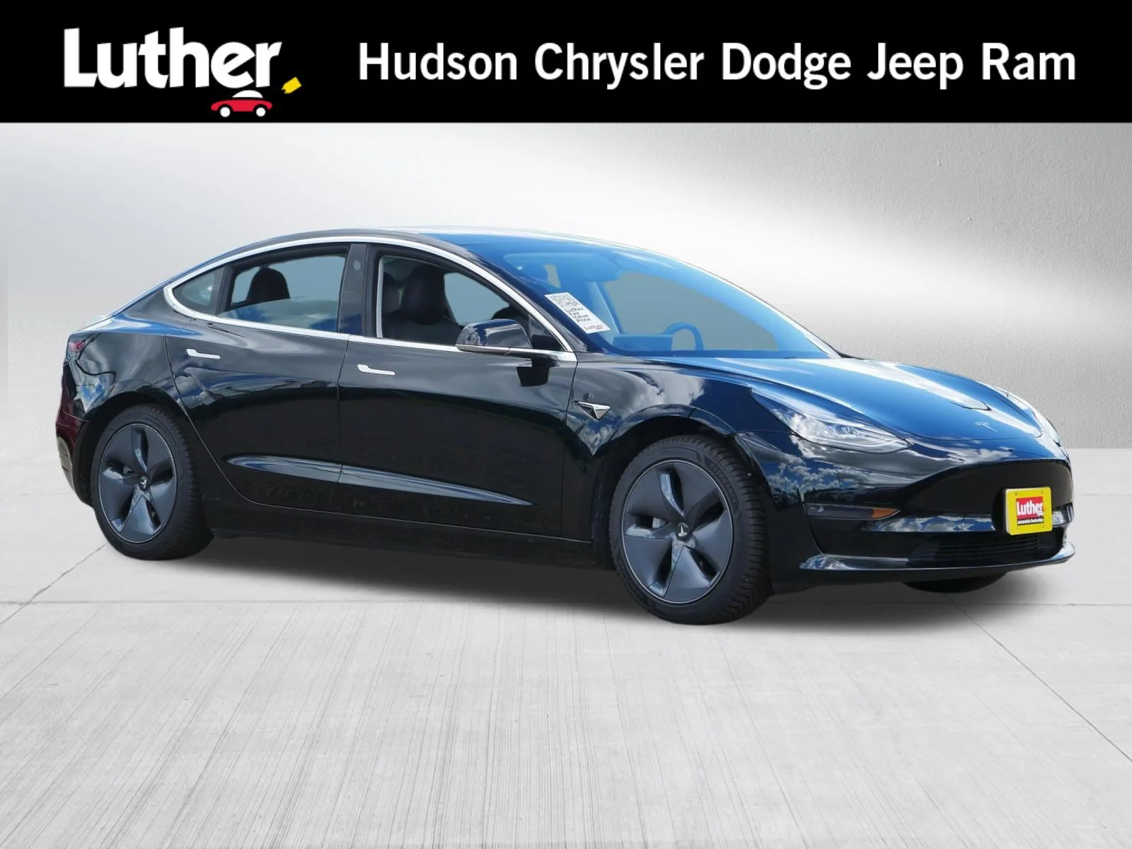 2020 Tesla Model 3 Standard Range Plus's photo