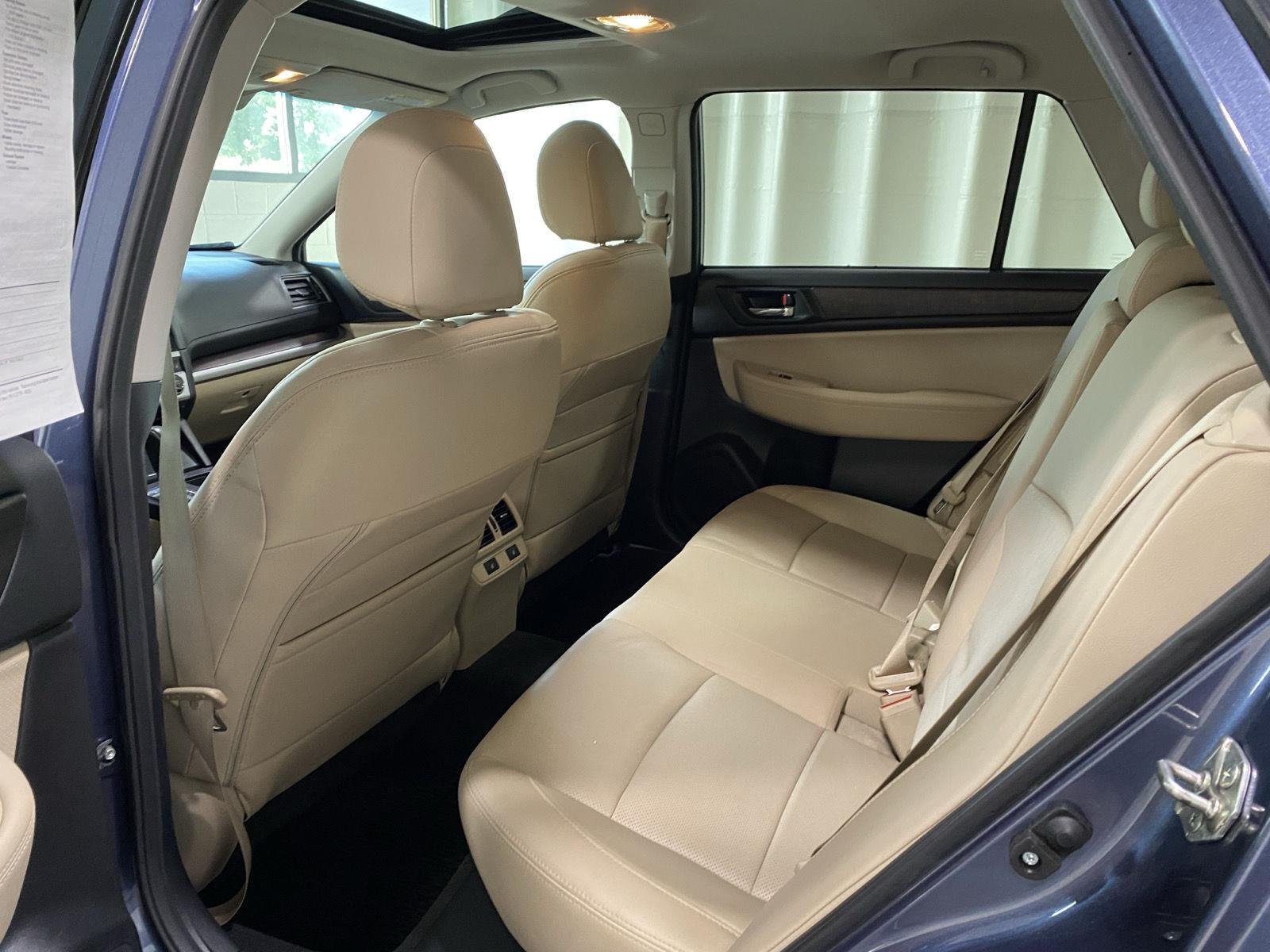 Used 2015 Twilight Blue Metallic Subaru 2.5i Limited image 16