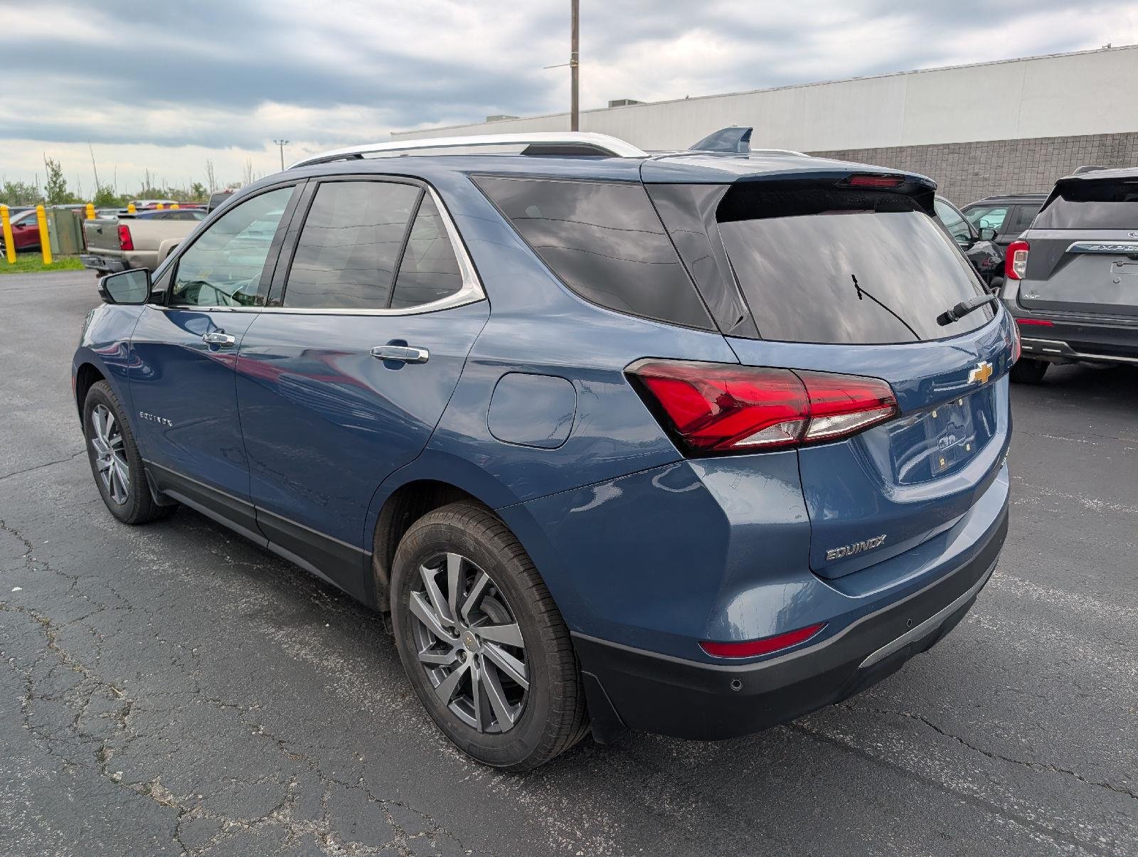 Used 2024 Lakeshore Blue Metallic Chevrolet Premier image 5