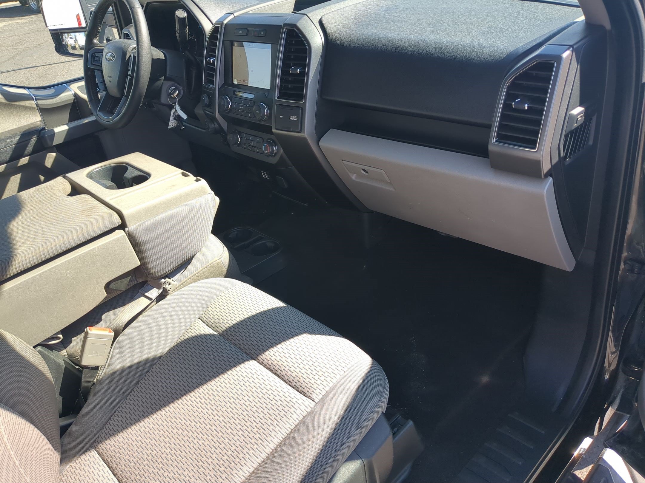 Used 2019 Agate Black Metallic Ford XLT image 30