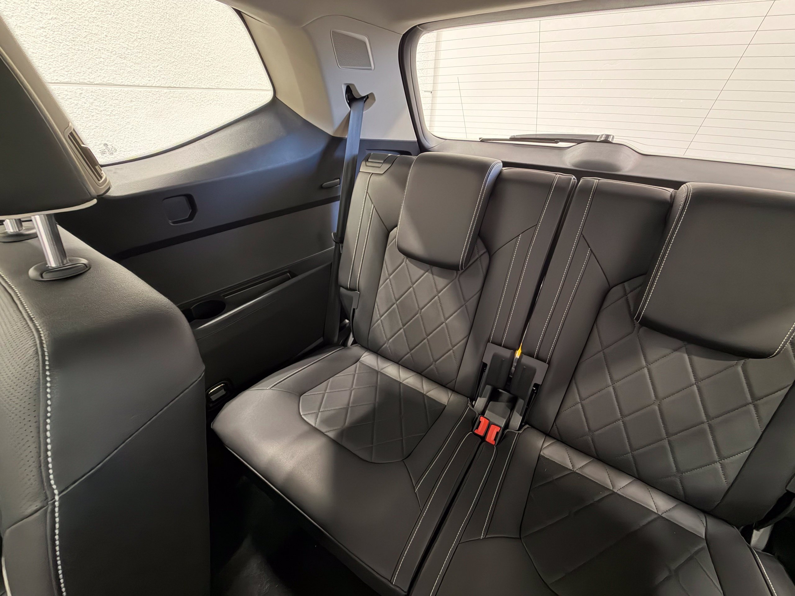 2025 Volkswagen Atlas SEL Premium R-Line - Photo 38