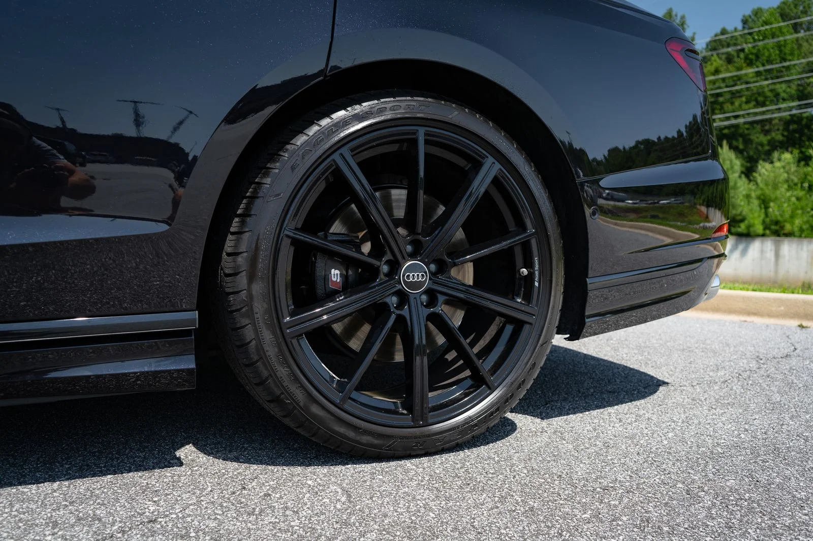 Used 2024  Audi 4.0T image 18