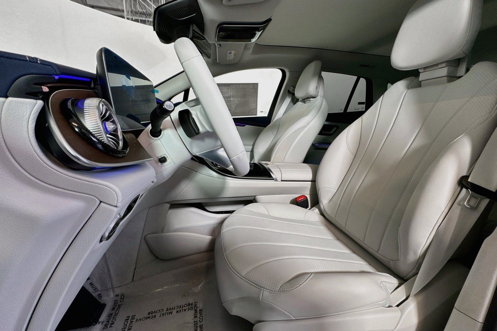 New 2027 Twilight Blue Metallic Mercedes-Benz EQE 320 image 18
