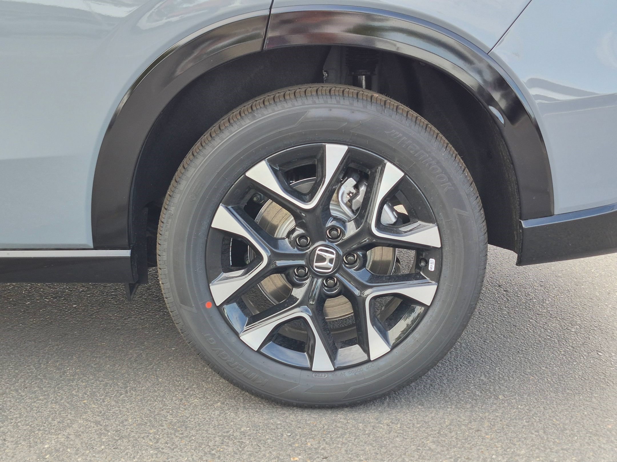 New 2027 Urban Gray Pearl Honda EX-L image 10