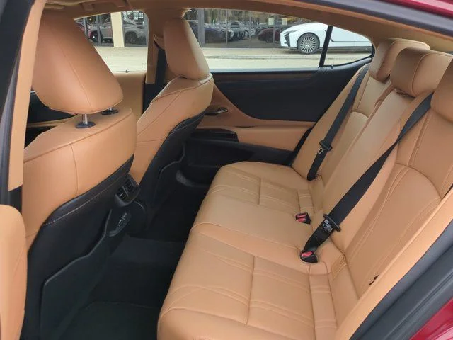 Certified Used 2025 MATADOR RED MICA Lexus 350 Luxury image 13