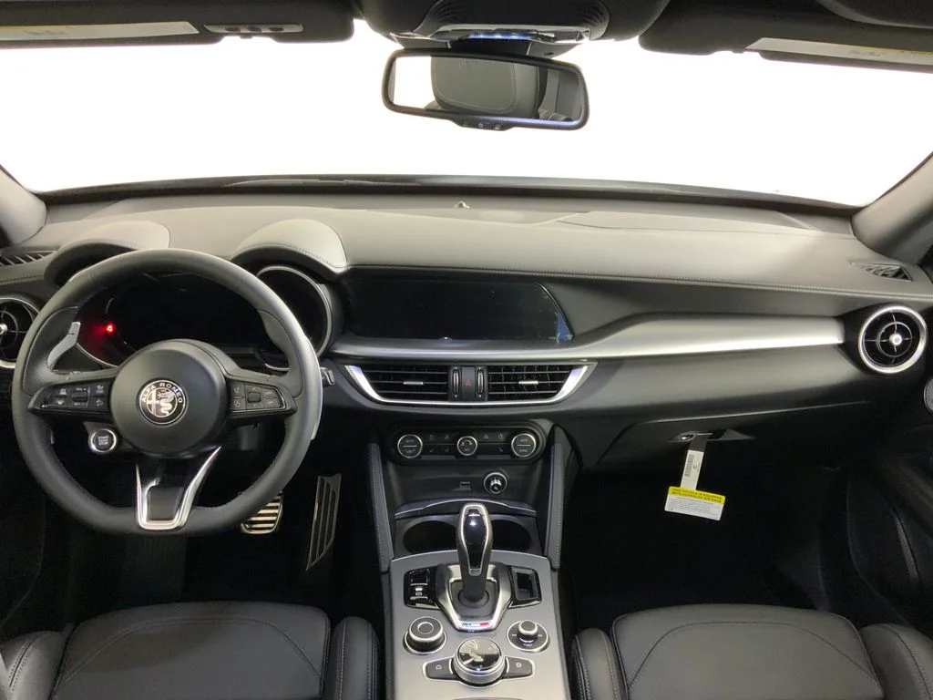 2026 Alfa Romeo Stelvio Base - Photo 22