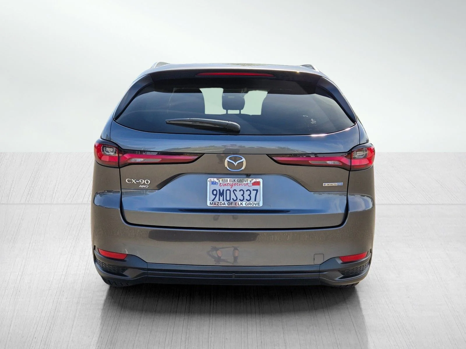 Certified Used 2024 Machine Gray Metallic Mazda Preferred image 5