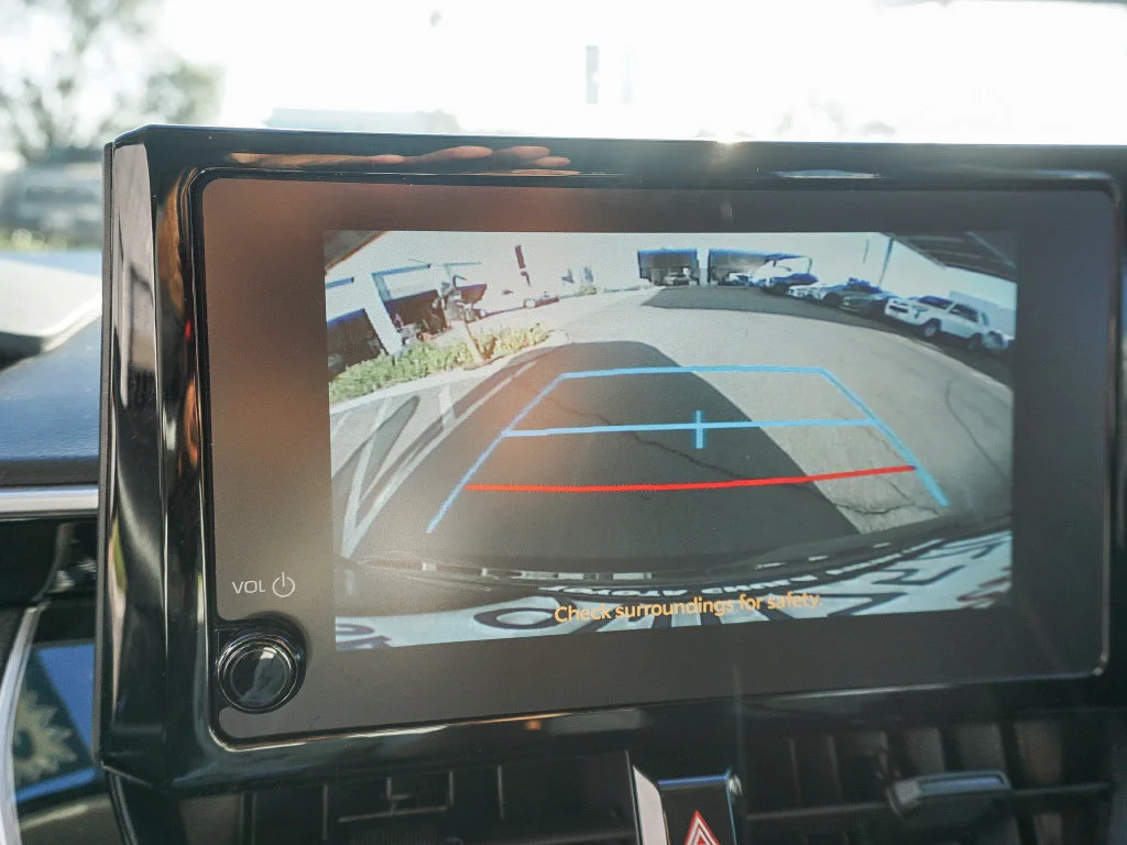 Certified Used 2025  Toyota LE image 23