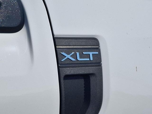 2025 Ford Maverick XLT - Photo 40