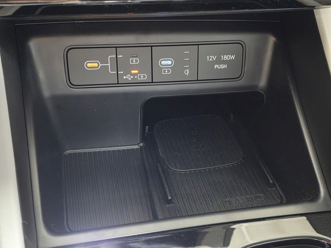 New 2026 Shimmering Silver Hyundai SEL Premium FWD image 28