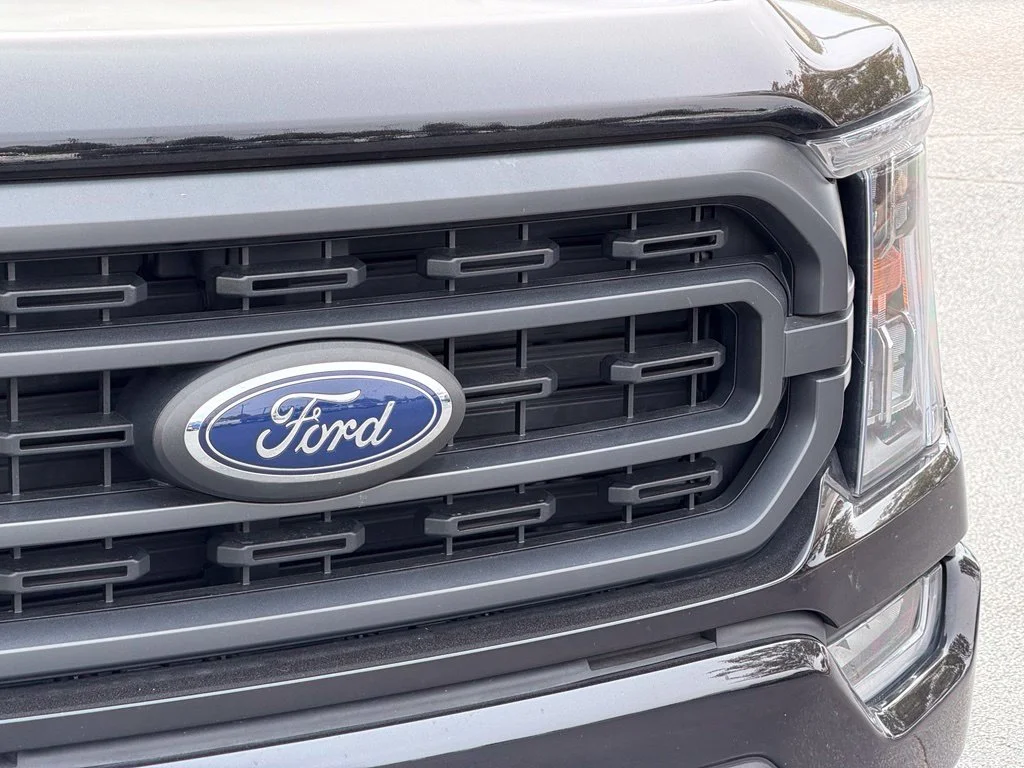 Used 2023 Black Ford XLT image 7