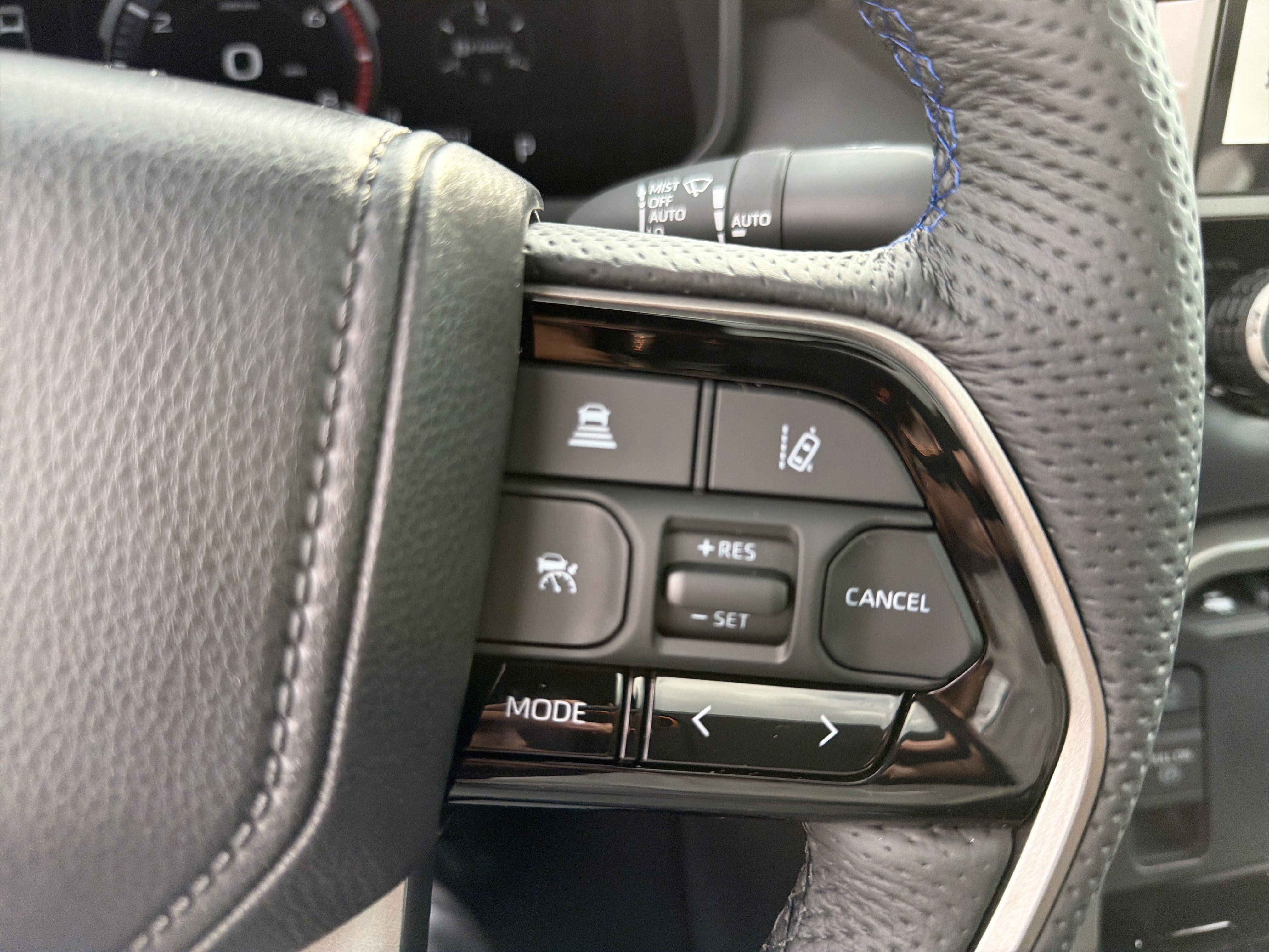 2026 Toyota Tundra Platinum - Photo 16