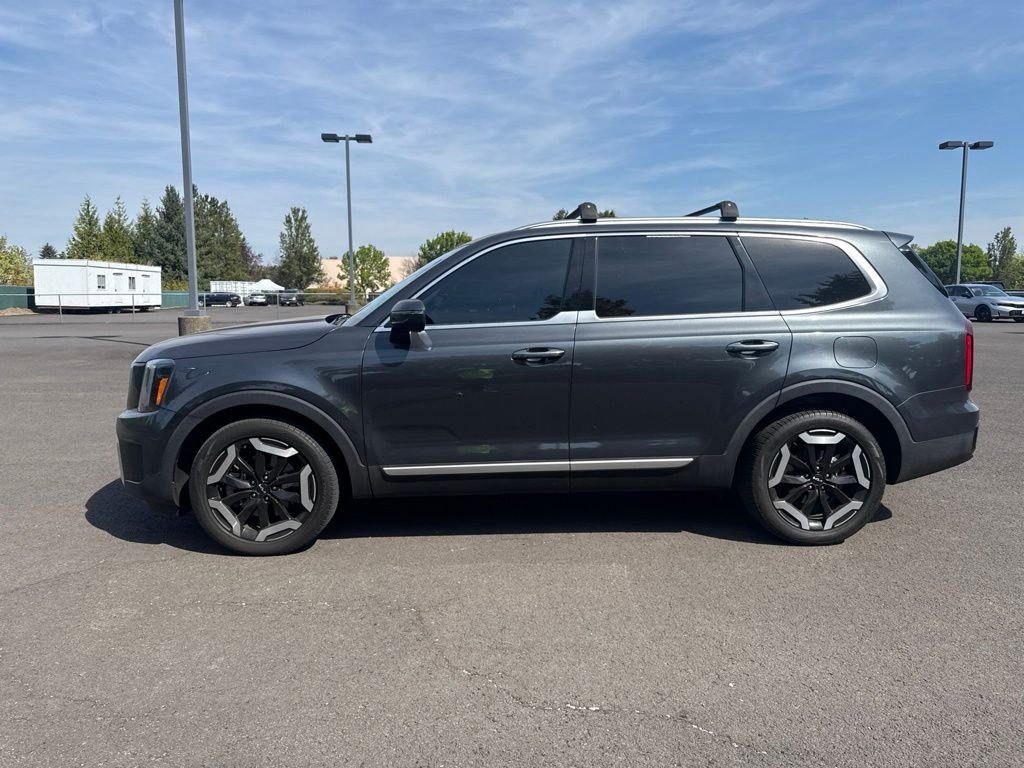 Used 2024 Gravity Gray Kia S image 3