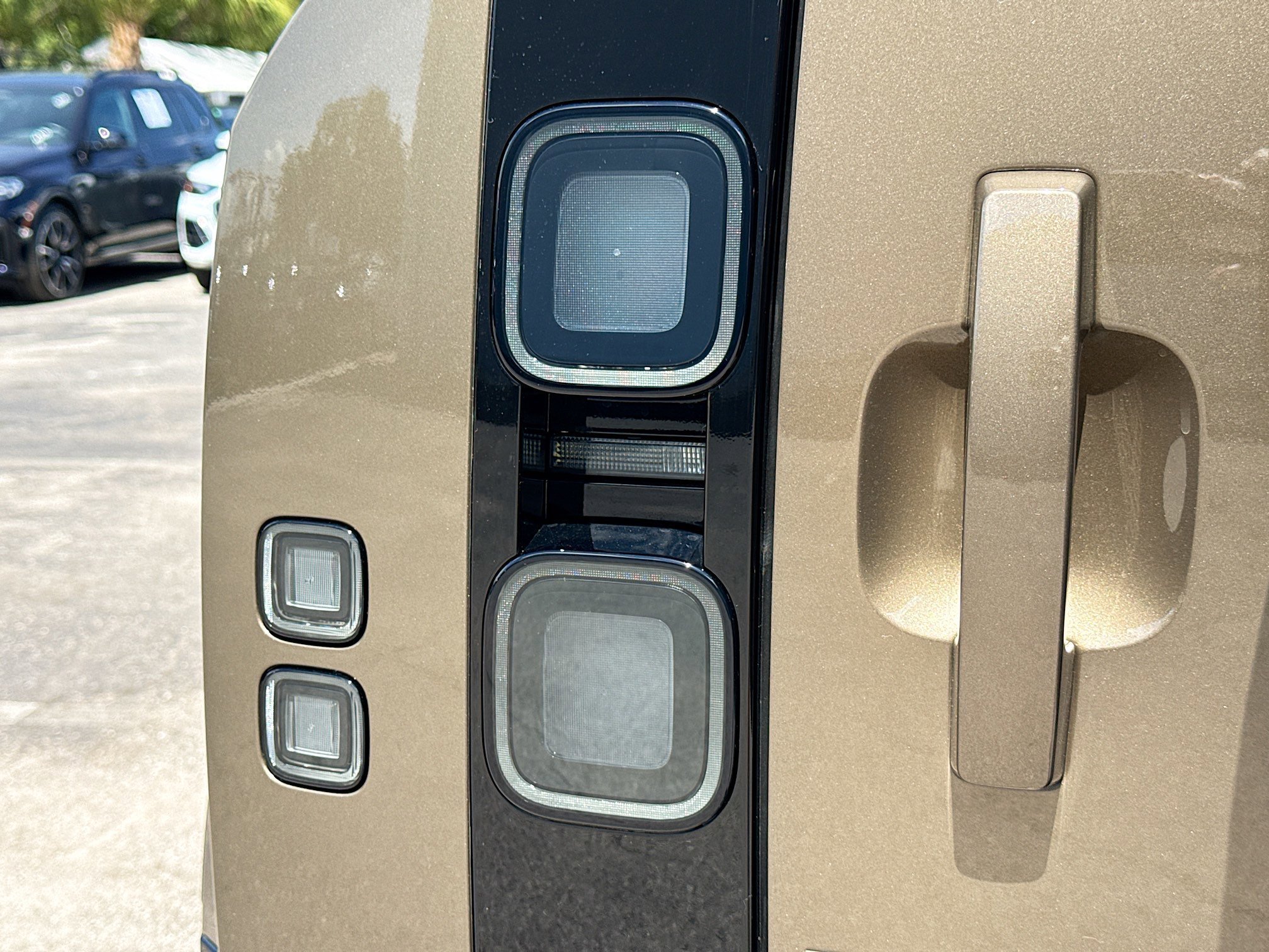 New 2026 Gondwana Stone LAND ROVER X-Dynamic SE image 10