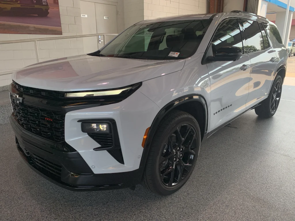 2026 Chevrolet Traverse RS - Photo 4