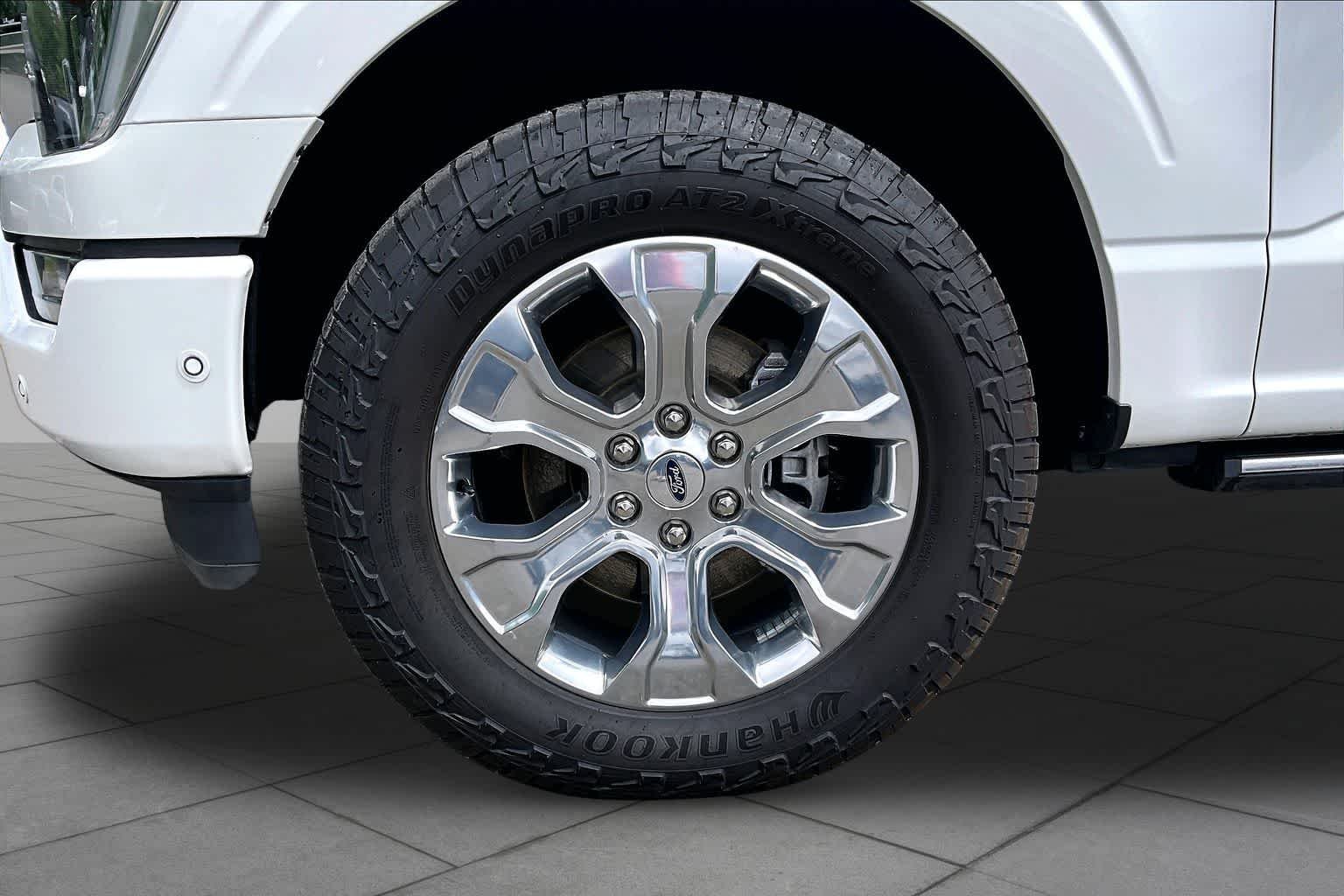 2022 Ford F-150 Platinum - Photo 11