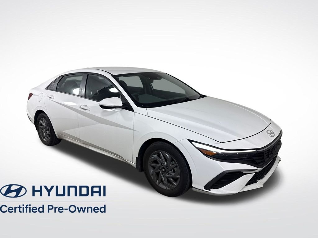 2024 Hyundai Elantra 2.0 SEL IVT's photo
