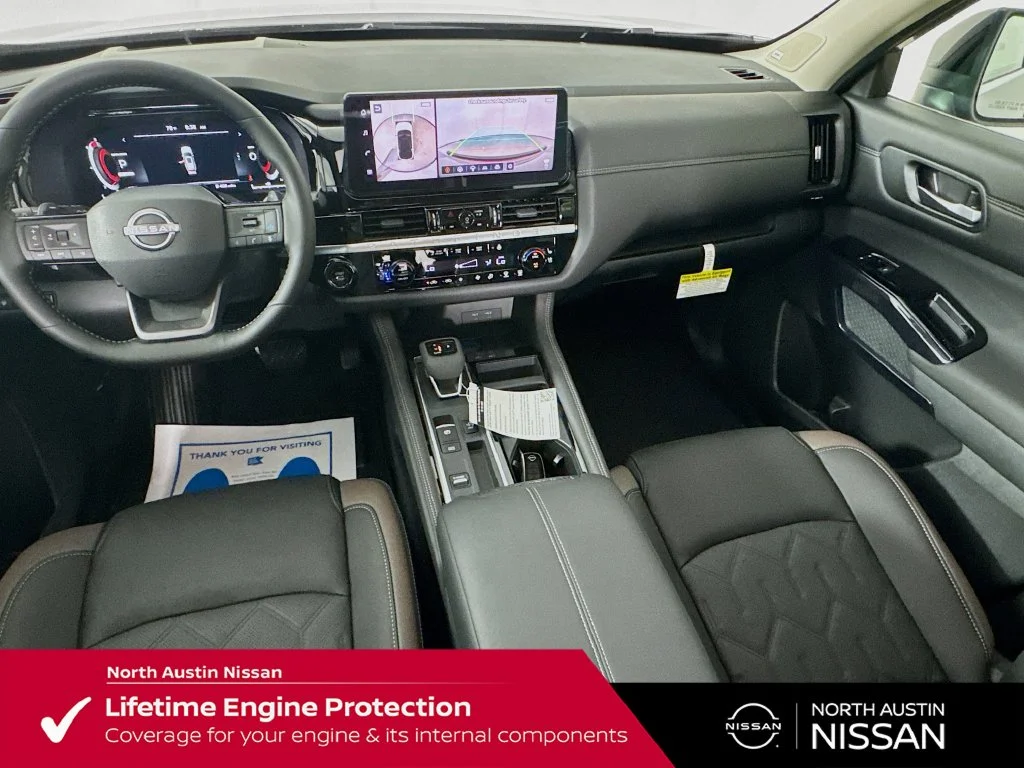New 2026 Gray Nissan Platinum image 27
