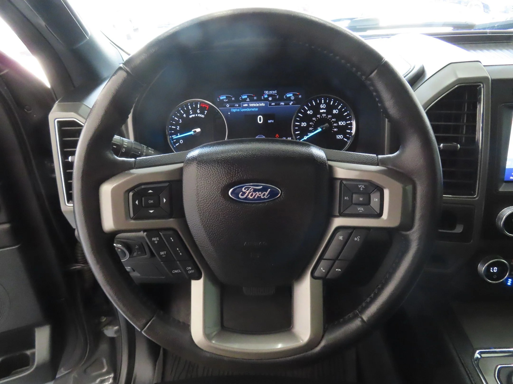 Used 2021 Gray Ford XLT image 16