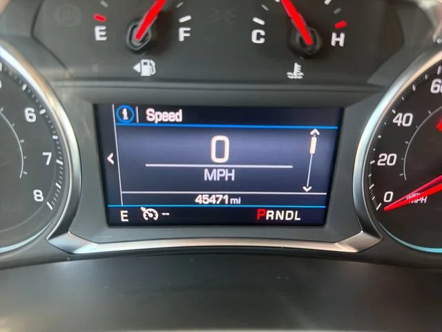Used 2024 Summit White Chevrolet LT image 20