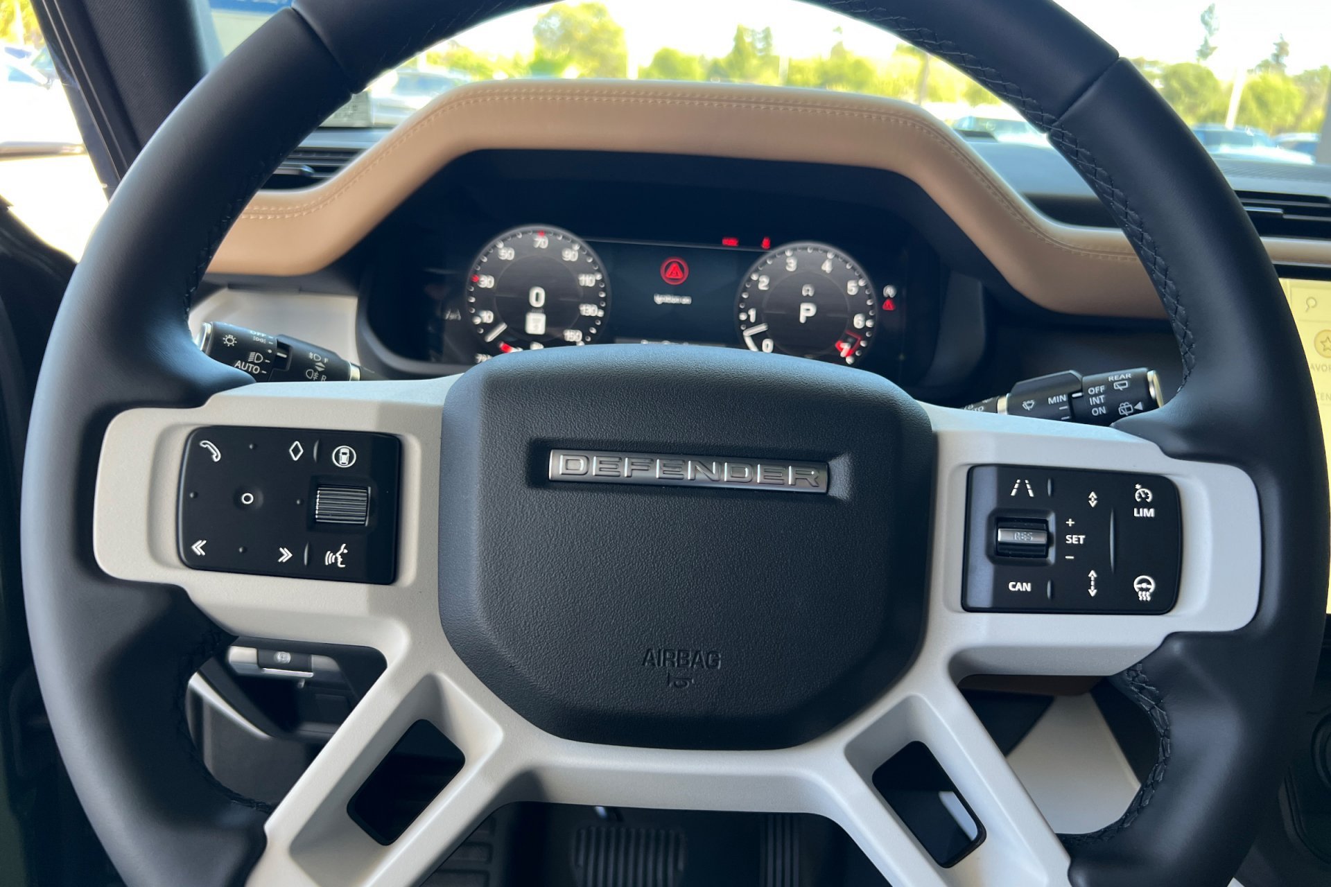 New 2026 Woolstone Green Land Rover X-Dynamic SE image 27
