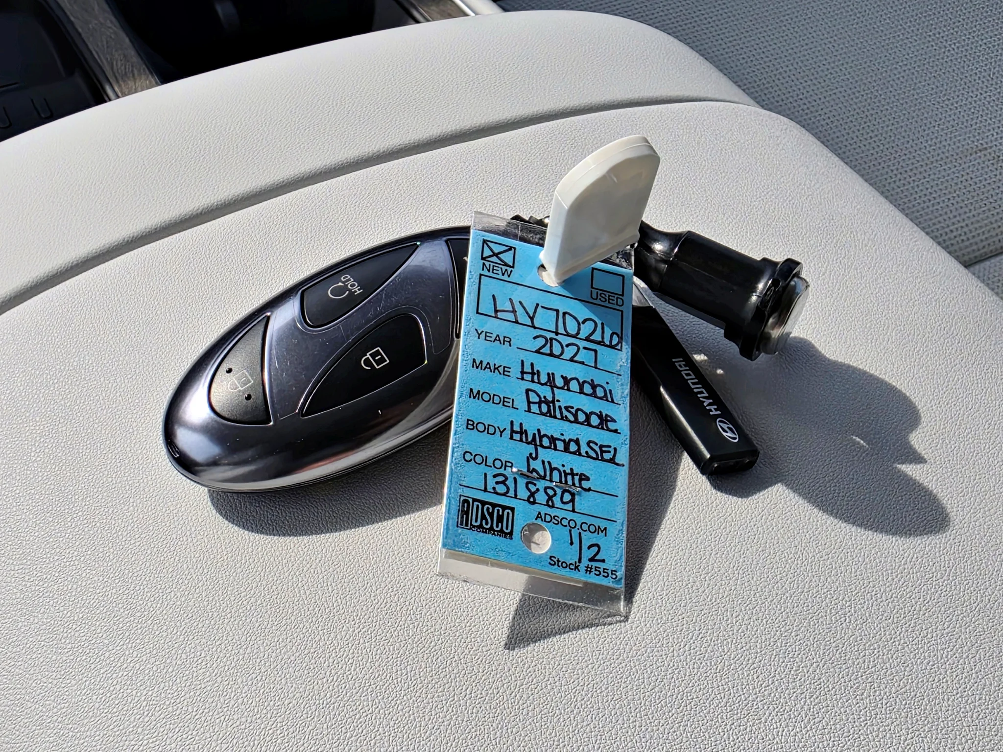 New 2027 Creamy White Pearl Hyundai SEL 7P image 28
