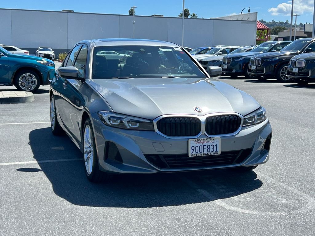 2023 BMW 3 Series 330i photo 6