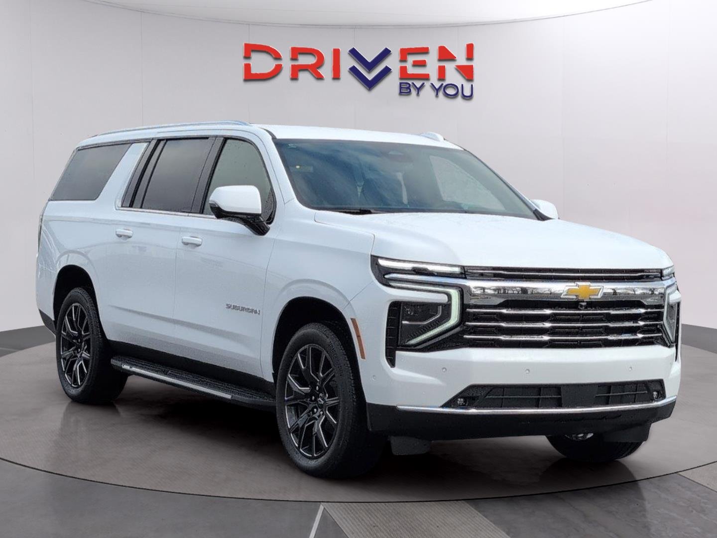 2026 Chevrolet Suburban LT - Photo 4