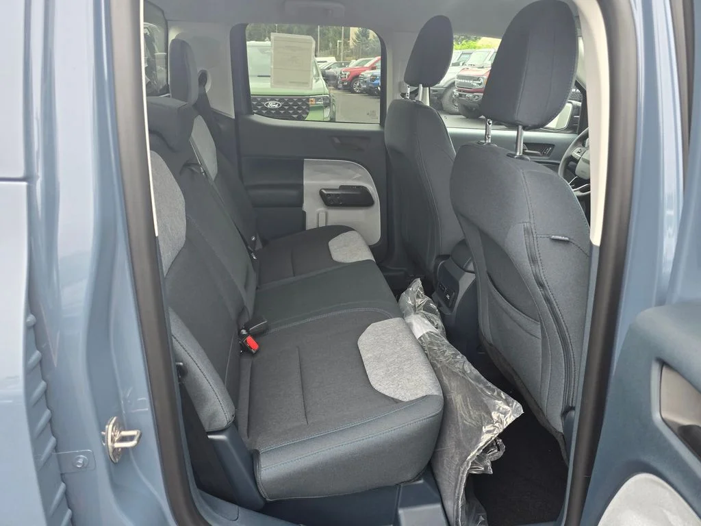 New 2025 Azure Gray Metallic Tri-Coat Ford XLT image 12