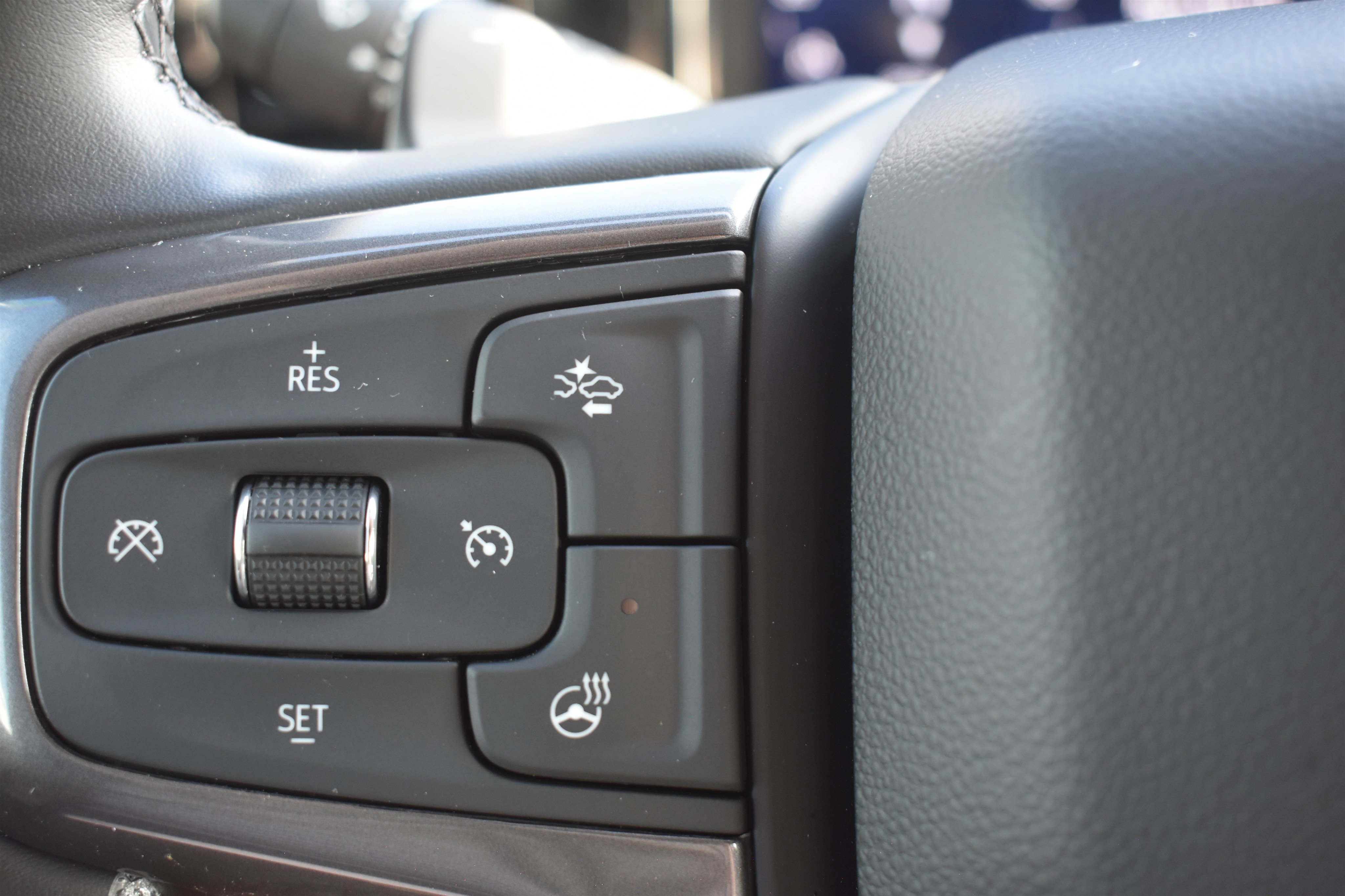 Used 2025 Slate Gray Metallic Chevrolet ZR2 image 21