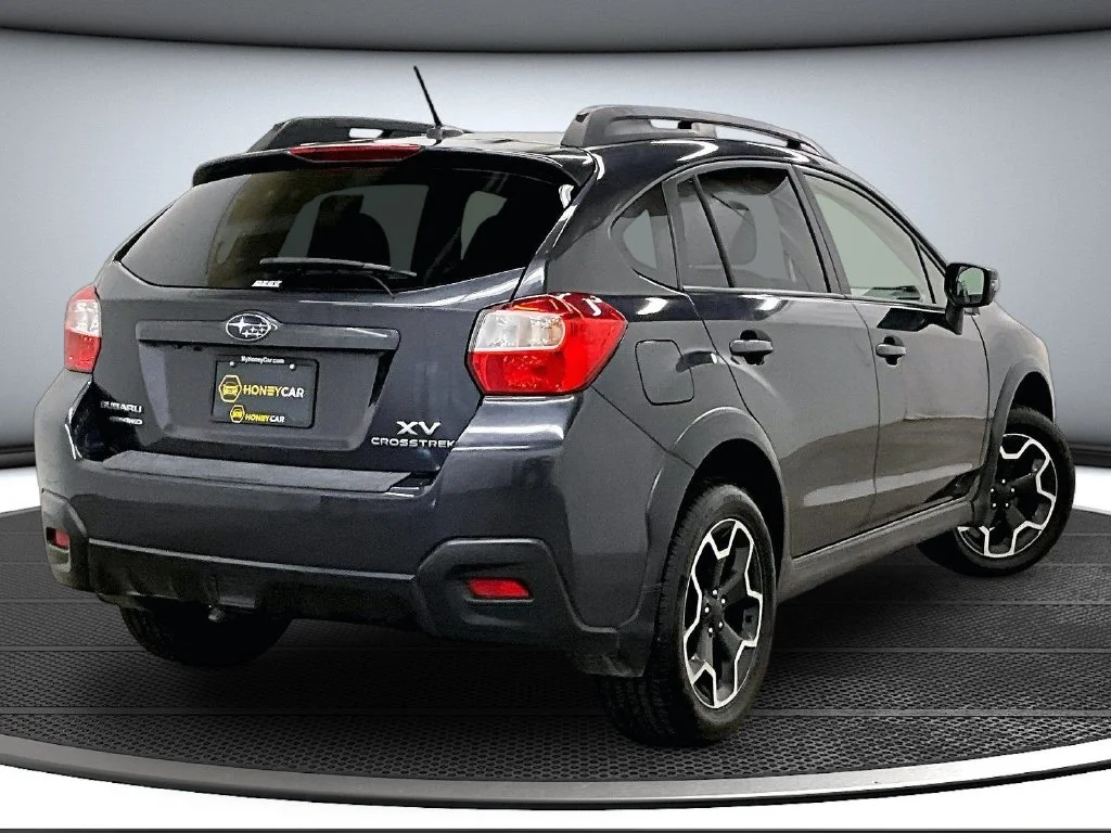 Used 2015 Gray Subaru 2.0i Limited image 6