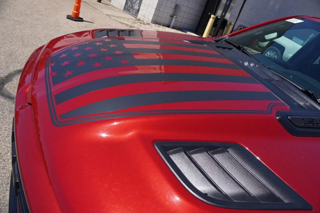 New 2026 Molten Red Pearl-Coat Exterior Paint RAM Laramie image 9