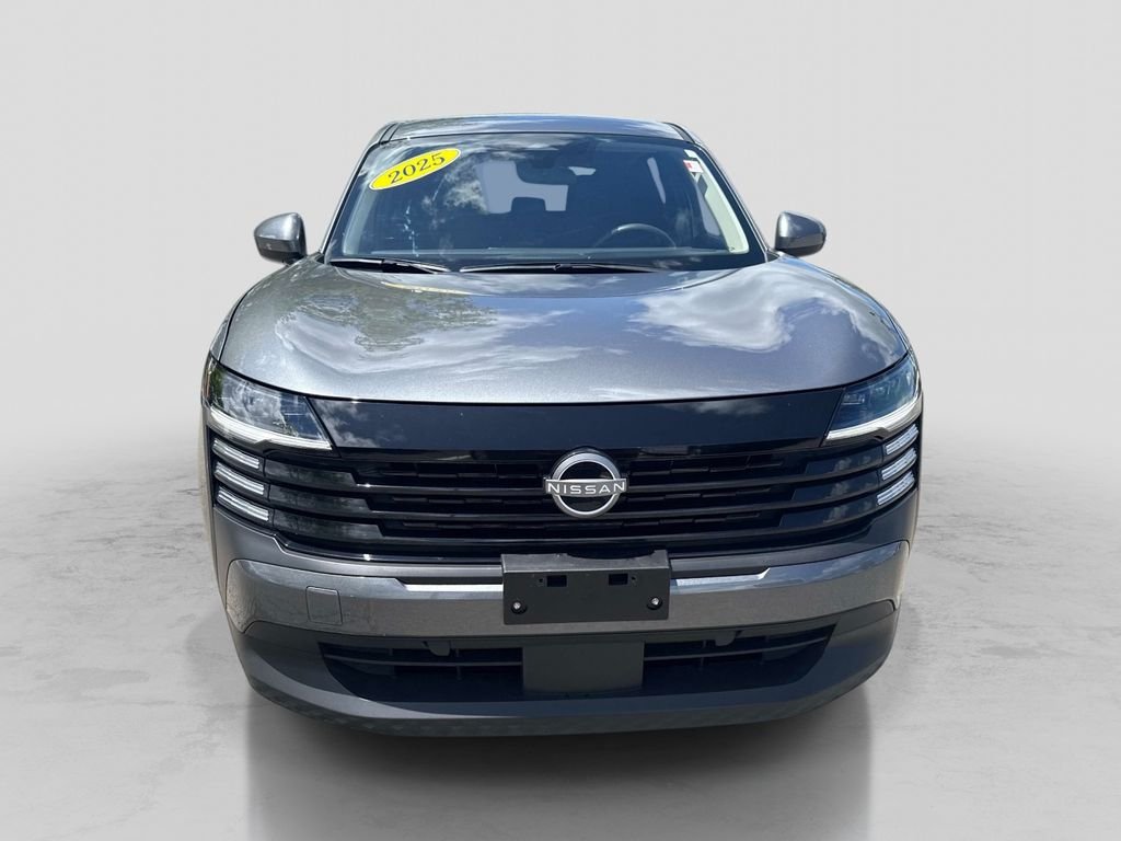Used 2025 Gray Nissan SV image 11
