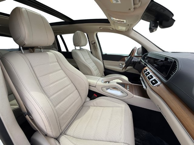 Used 2022 White Mercedes-Benz GLS 450 image 16