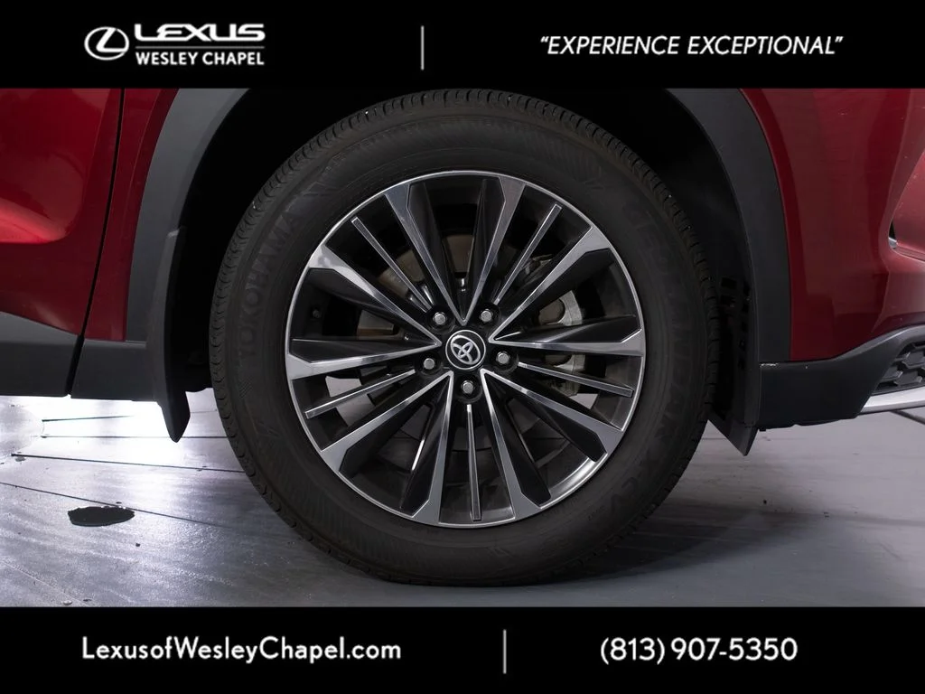 Used 2025 Red Toyota MAX Platinum image 3