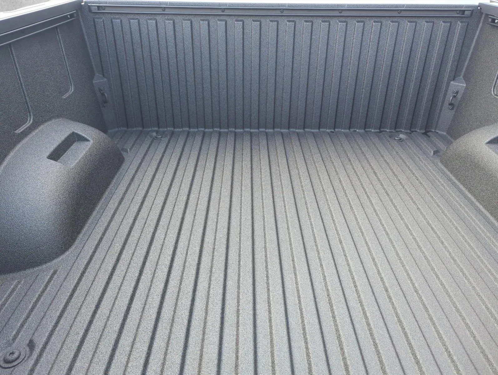 Used 2026 Ice Cap Toyota SR5 image 23