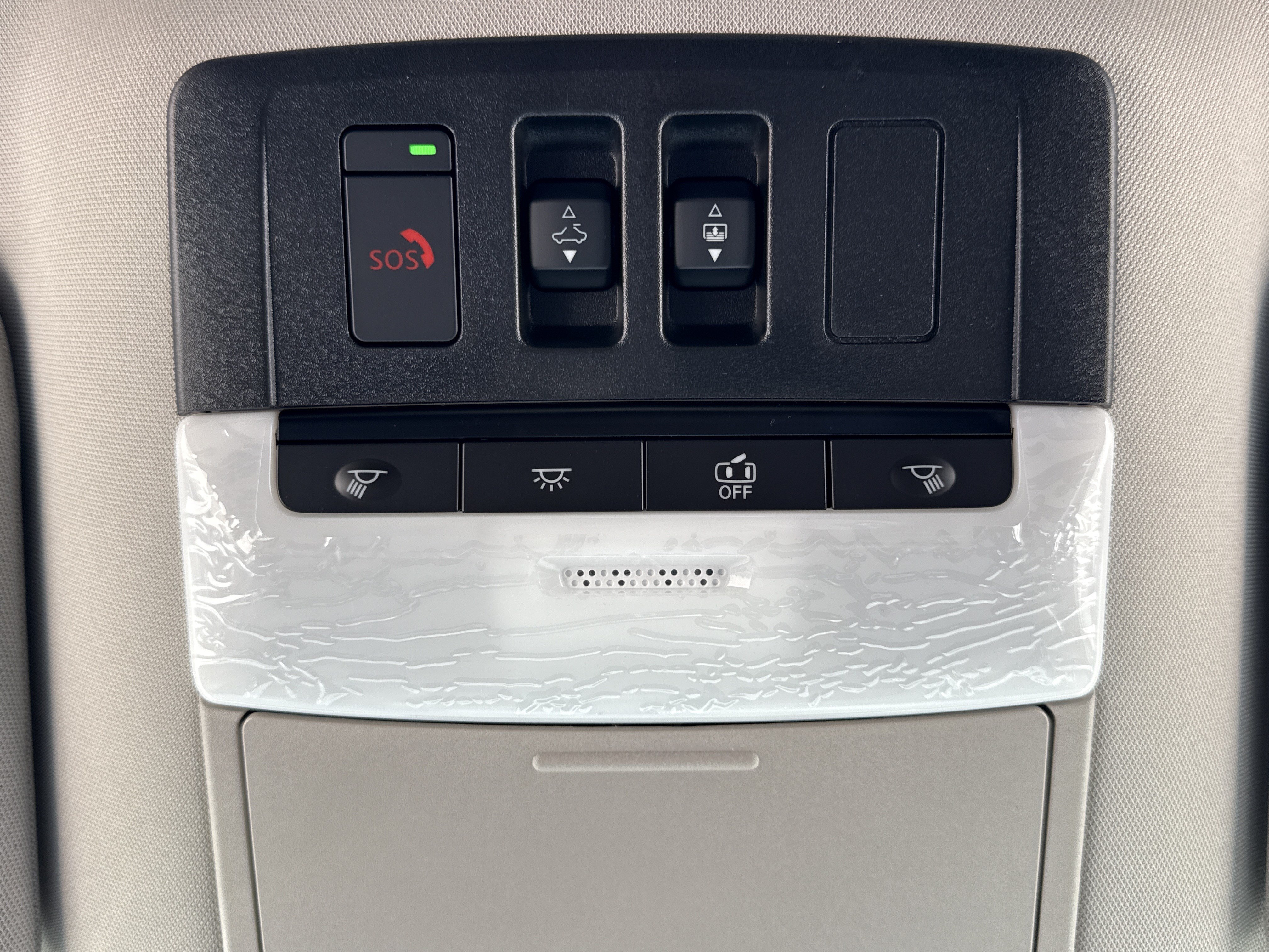 New 2026 Super Black Nissan Platinum image 12