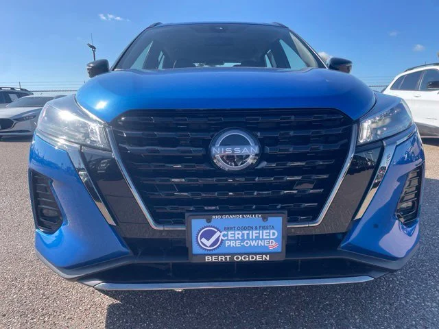 Used 2023 Blue Nissan SR image 7
