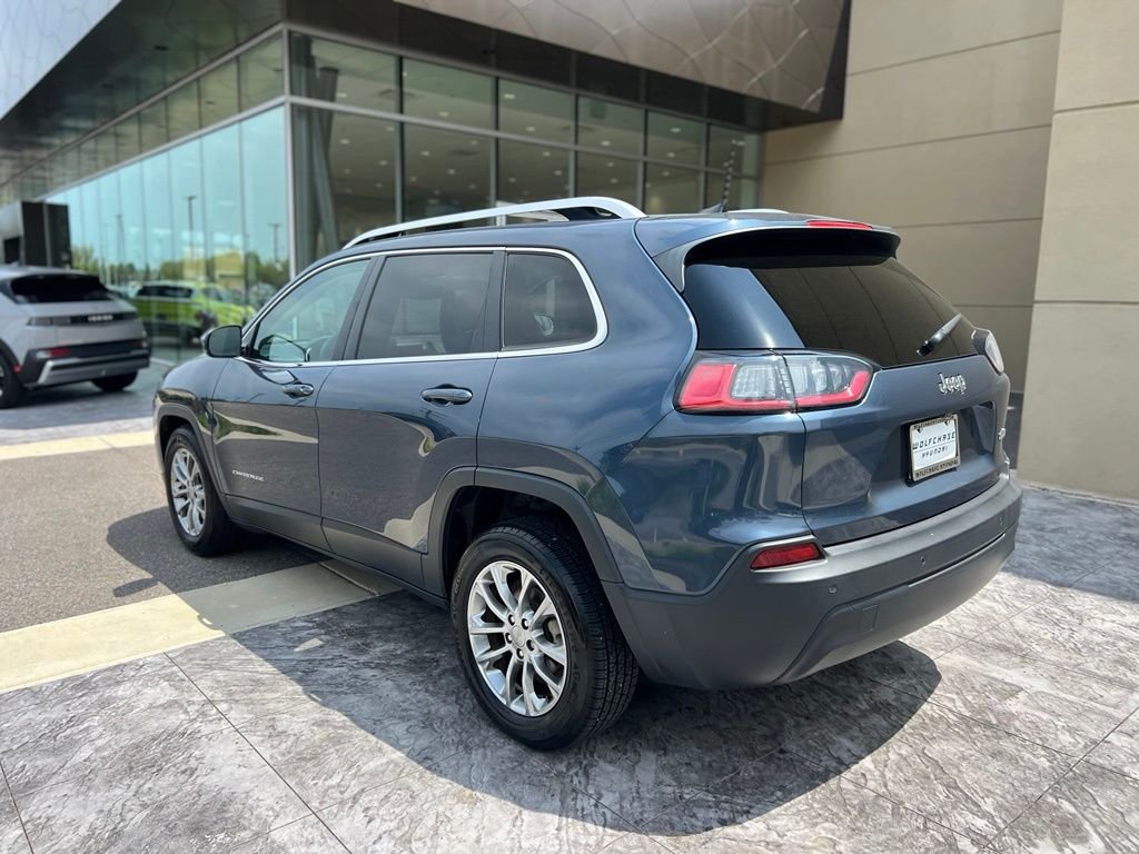 Used 2020 Blue Jeep Latitude Plus image 9