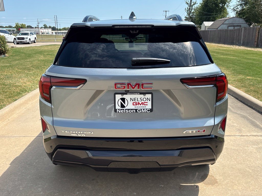New 2027 Sterling Metallic GMC AT4 image 5
