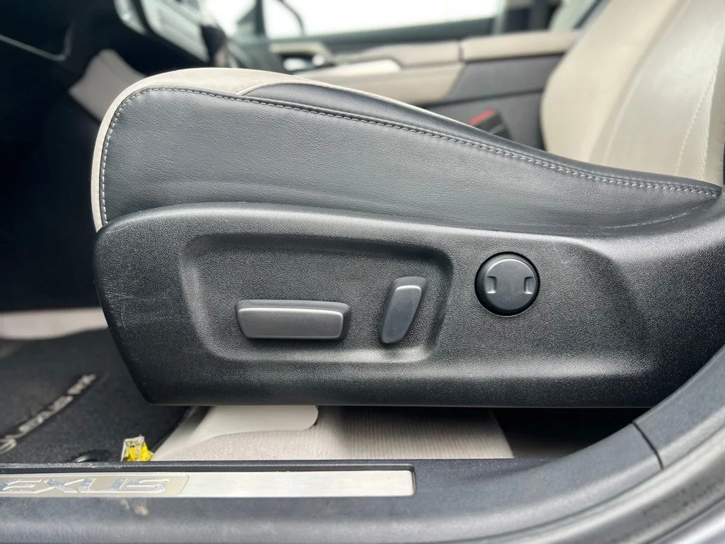 Used 2017 Gray Lexus 350 image 27