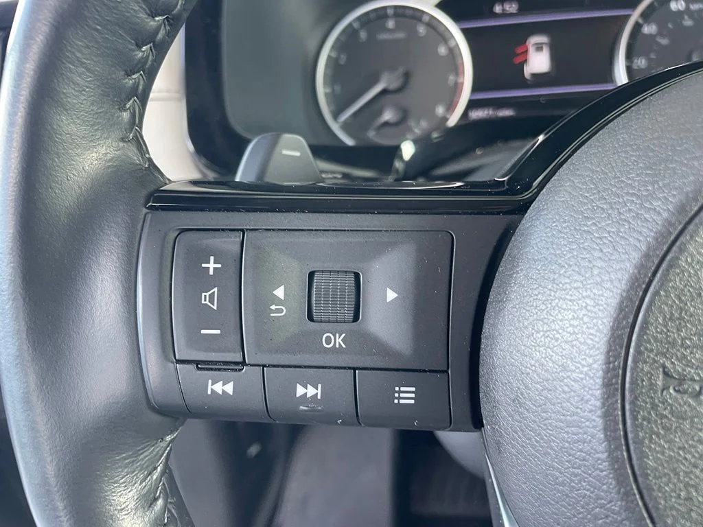 Used 2023 Black Nissan SL image 12