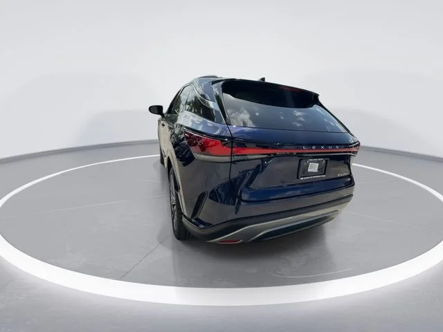 Used 2024  Lexus 350 Luxury image 6