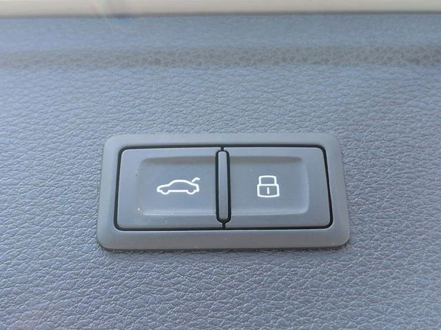 Used 2021 Gray Audi Premium Plus image 13