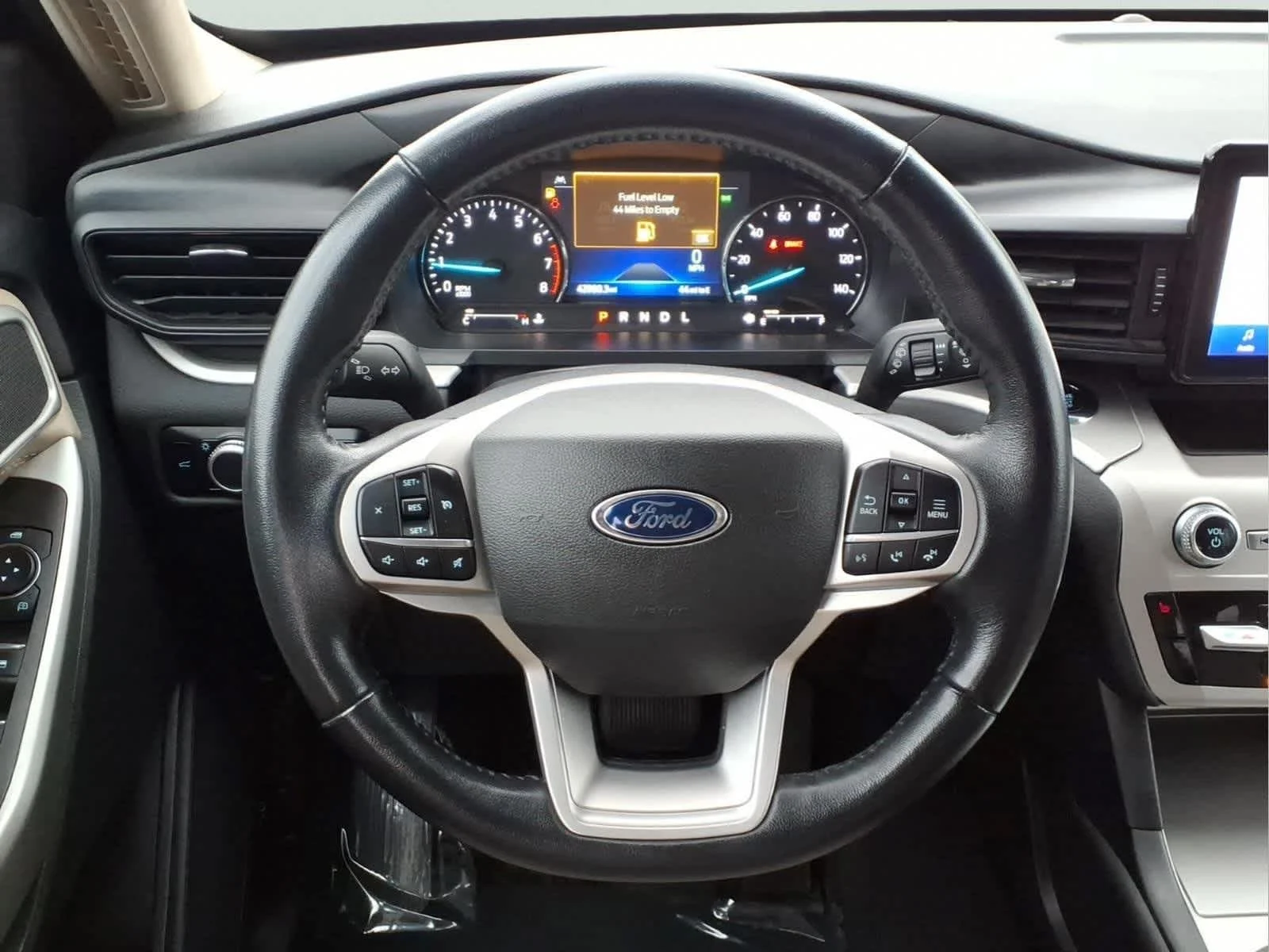 Used 2022 Jewel Red Ford XLT image 19