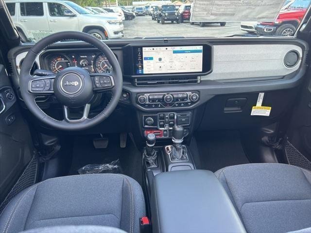 2025 Jeep Wrangler 4-Door Willys - Photo 33