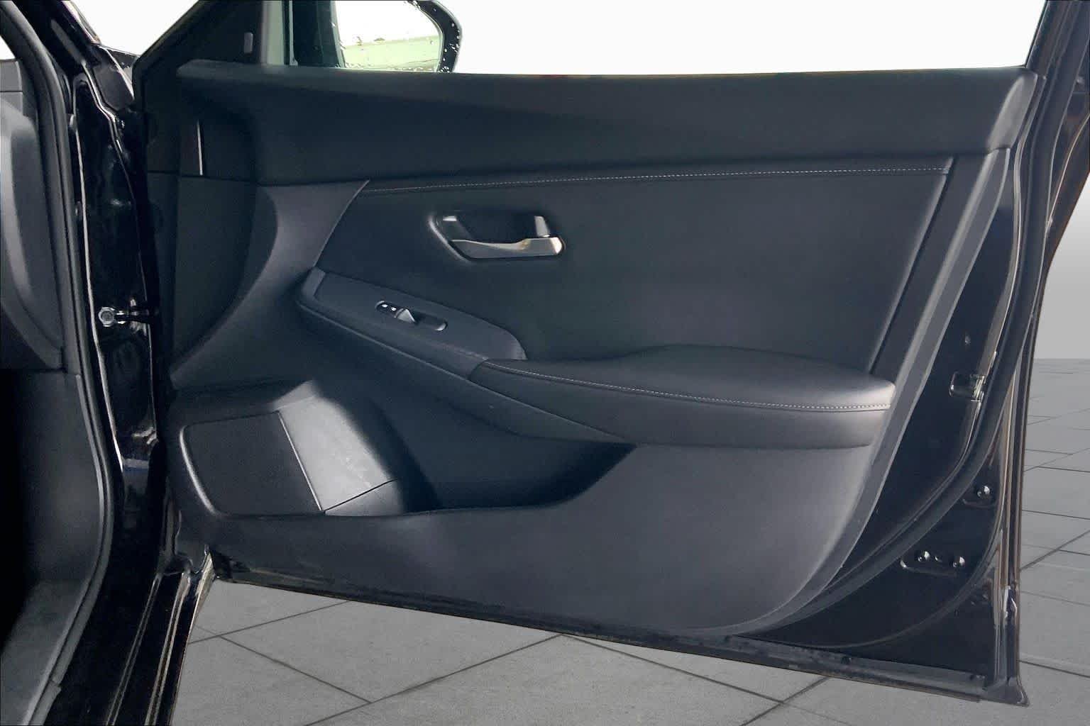 Used 2024 Super Black Nissan SV image 22