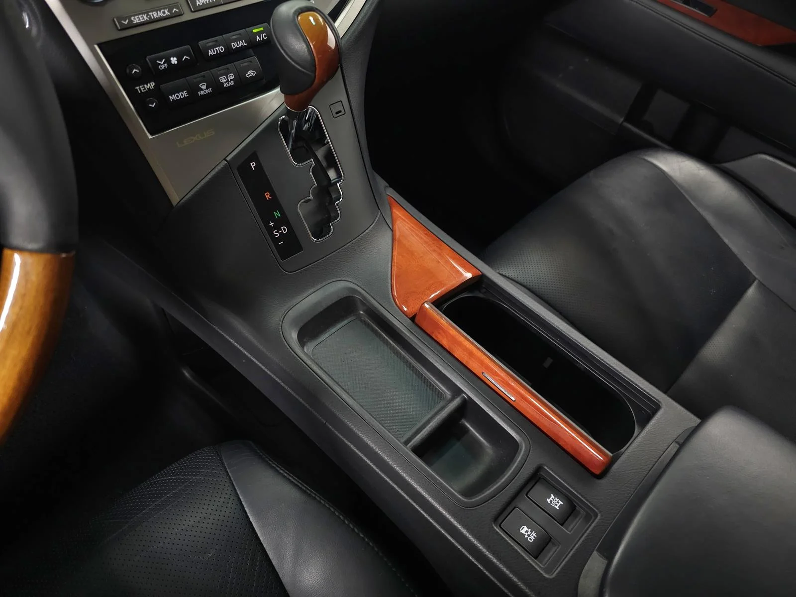 Used 2010 Tungsten Lexus  image 23