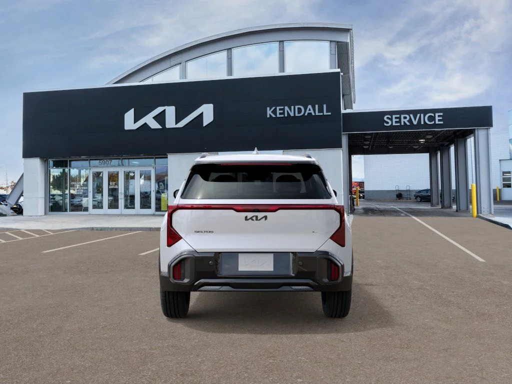 New 2027 White Kia X-Line S image 5