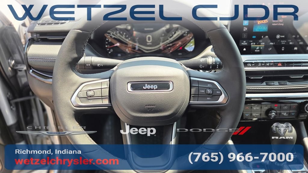 New 2026 Silver Zynith Metallic Clearcoat Jeep Latitude image 16